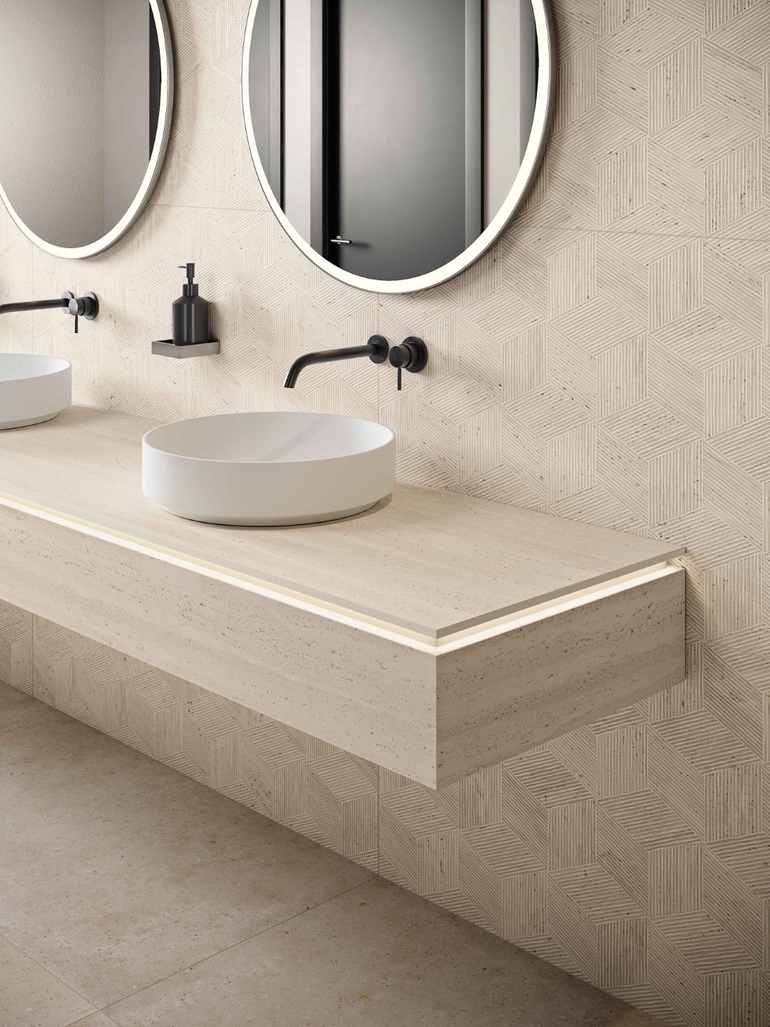 B 06 SENSI ROMA CUBE IVORY N.R. 60X120+POETRY STONE PIRENEI ECRU N.R. 60X120+ABKSTONE TRAVERTINO IVORY NAT.12 MM 