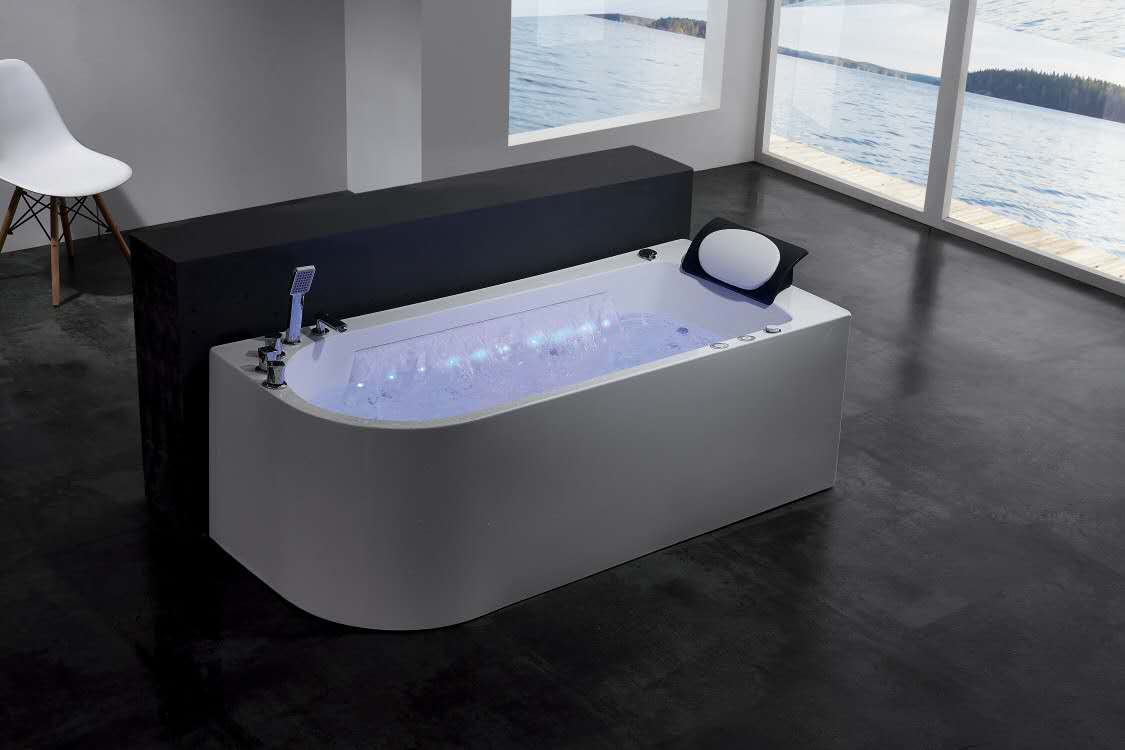 Unika Bath Back To Wall Right Hand With Overflow  1700x800